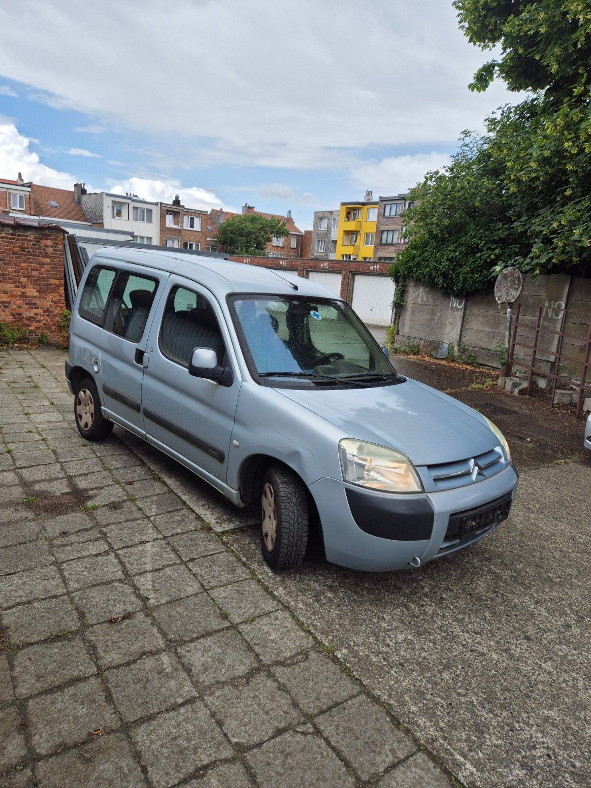 Citroën berlingo 1.9 Diesel embrayage Foutu non roulante, Argent ou Gris, Achat, 1869 cm³, Boîte manuelle