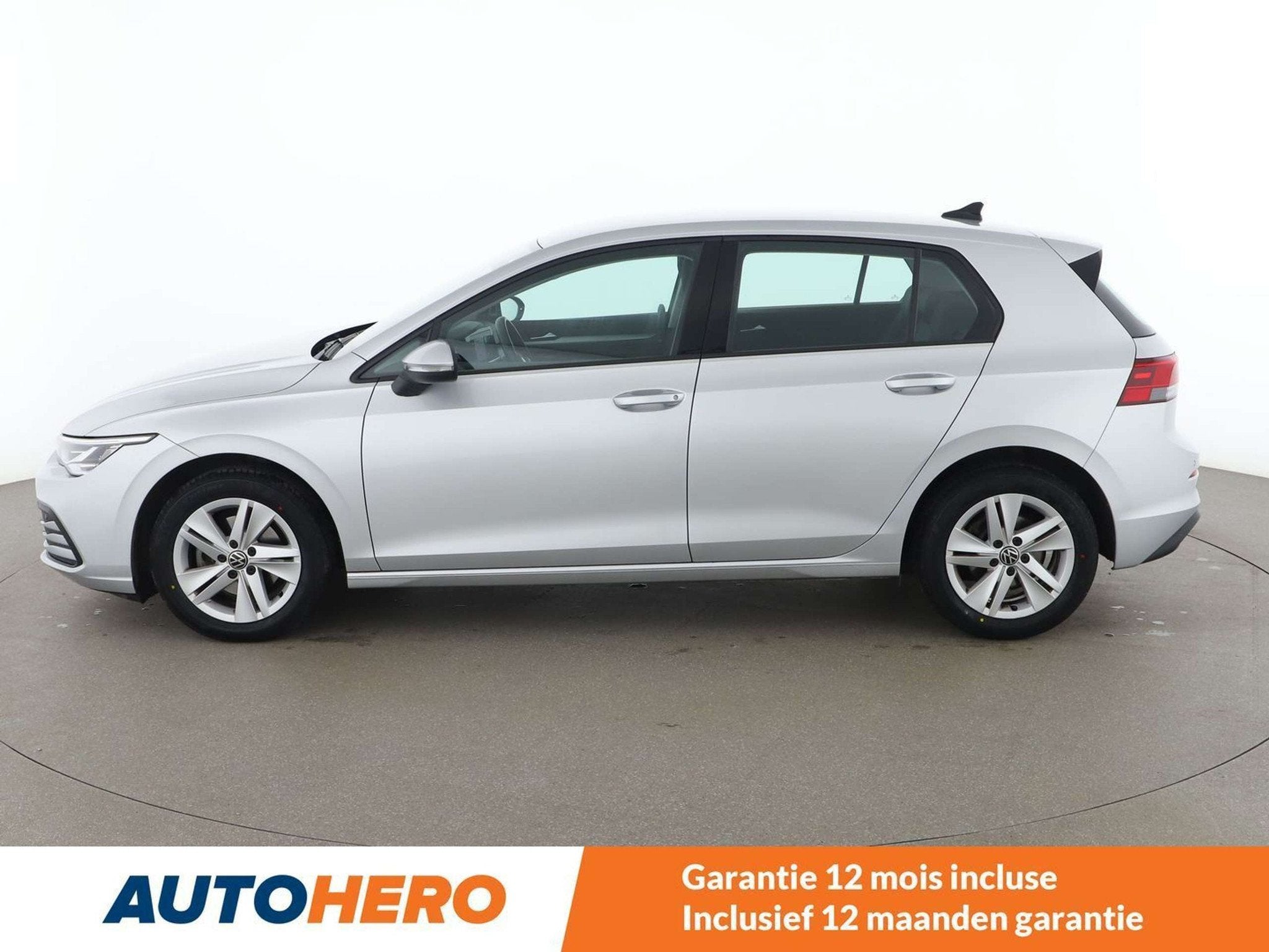 Volkswagen Golf 1.0 TSI Life (bj 2021), Auto's, Stof, Gebruikt, Euro 6, 1264 kg