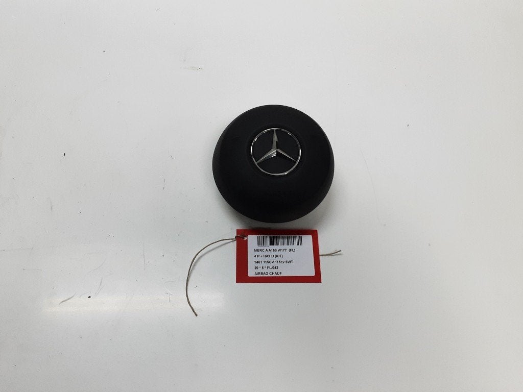 AIRBAG VOLANT Mercedes-Benz A (177.0) (62850050A), Mercedes-Benz, Mevr. I. Hauben, Utilisé, Rue de l'Espoir 34 34
4030  GRIVEGNÉE, BE