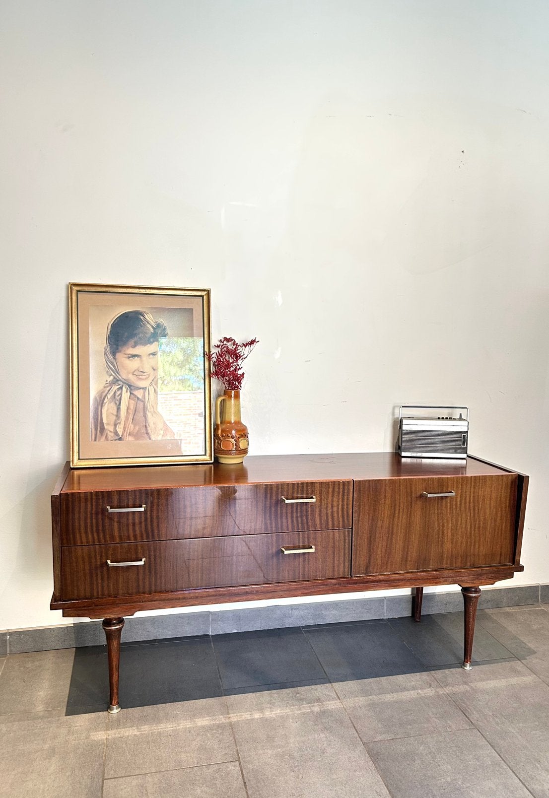 Vintage lage dressoir, Huis en Inrichting, Ophalen, Gebruikt