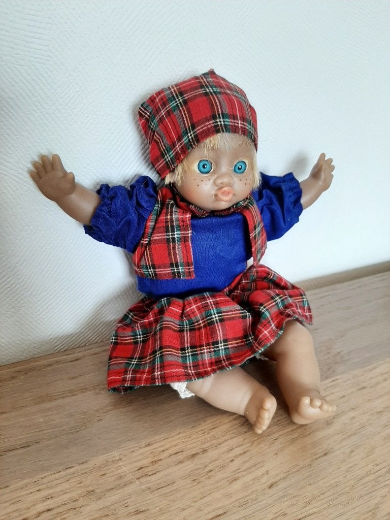 pop 23 cm groot, jaren 60, Ophalen