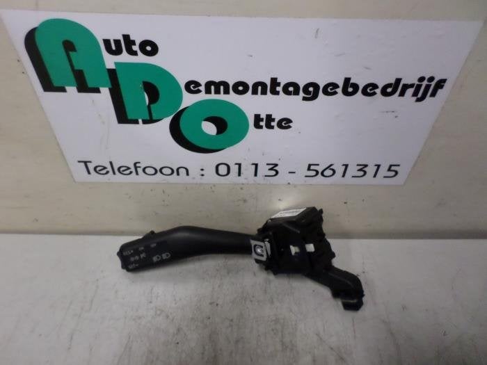 Commutateur feu clignotant d'un Volkswagen Caddy (Caddy 04-), Volkswagen, -, 3 mois de garantie, Utilisé