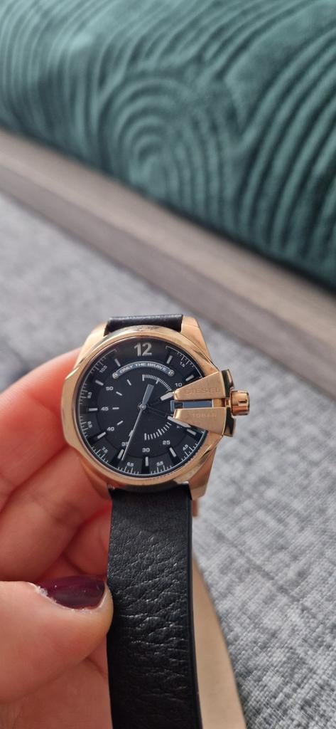 Stijlvolle Diesel horloge te koop, Handtassen en Accessoires, Horloges | Heren, Ophalen