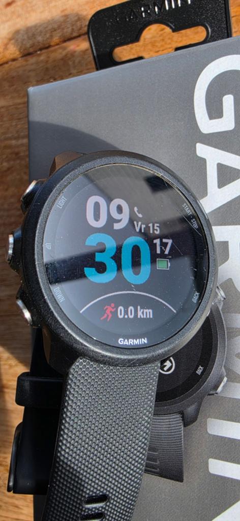 Garmin Forerunner 245, Enlèvement, GPS