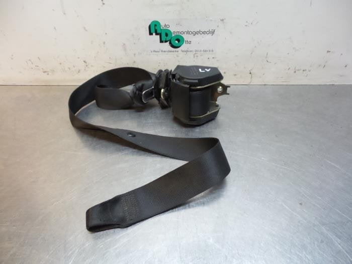 Ceinture de sécurité avant gauche d'un BMW 3-Serie (3-Seri, -, 3 mois de garantie, Utilisé, -
