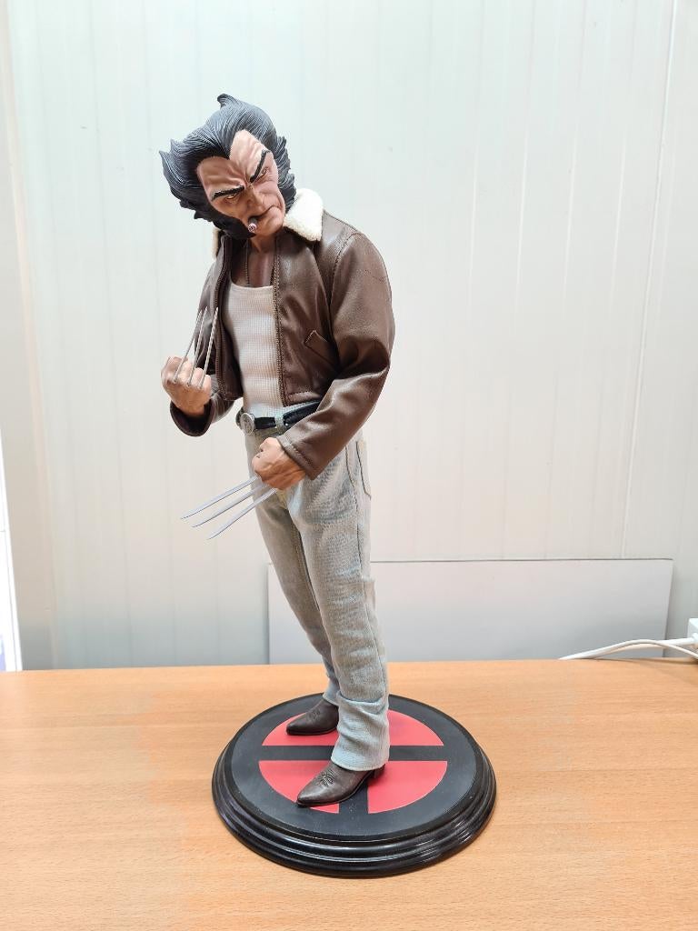Logan Wolverine Marvel Statue SideShow, Enlèvement, Utilisé