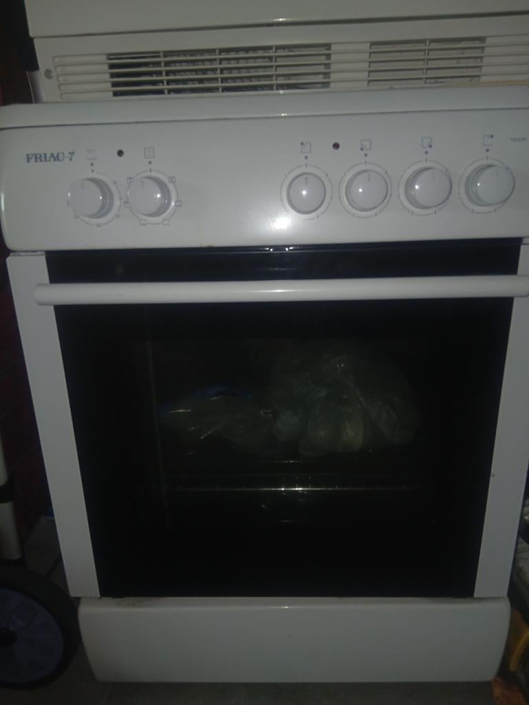 Cuisinière vitrocéramique, Electroménager, Enlèvement