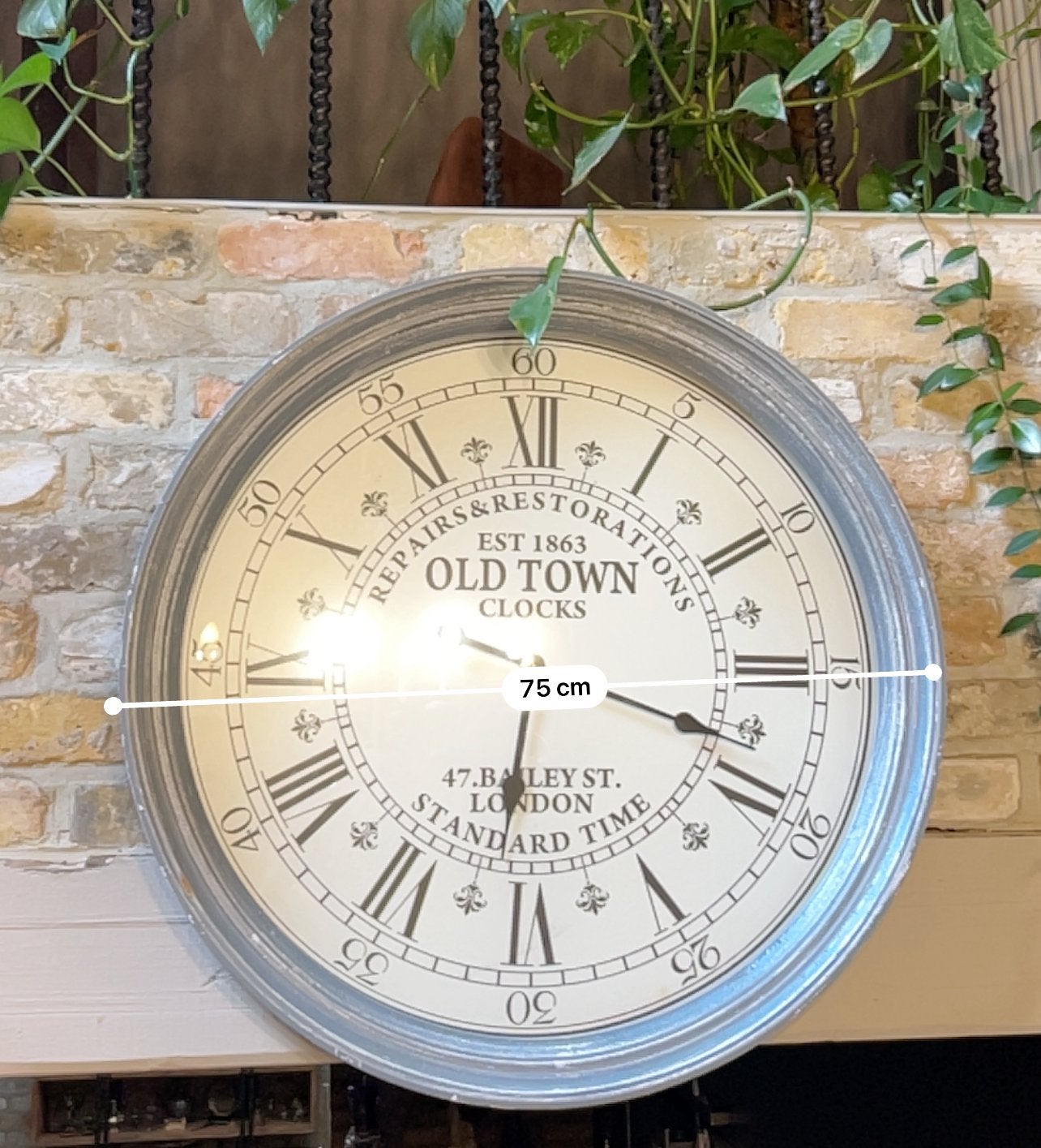 Grote decoratieve wandklok – Old Town Clocks – Ø 75 cm, Huis en Inrichting, Ophalen, Wandklok