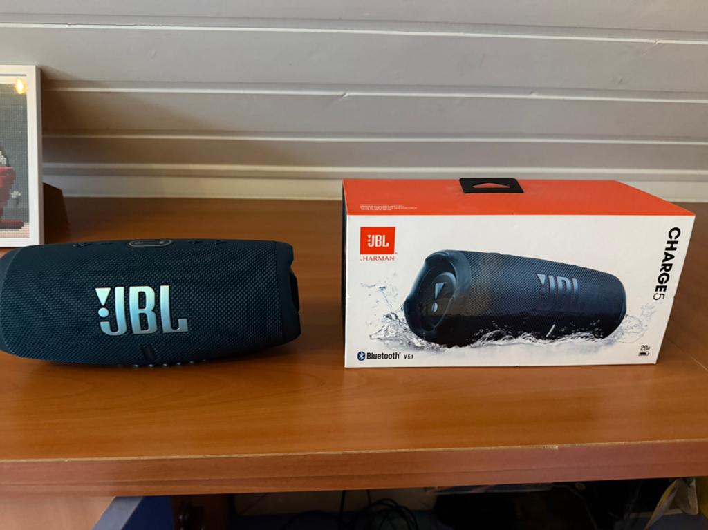 JBL charge 5 Blauw, Ophalen of Verzenden, Zo goed als nieuw, JBL
