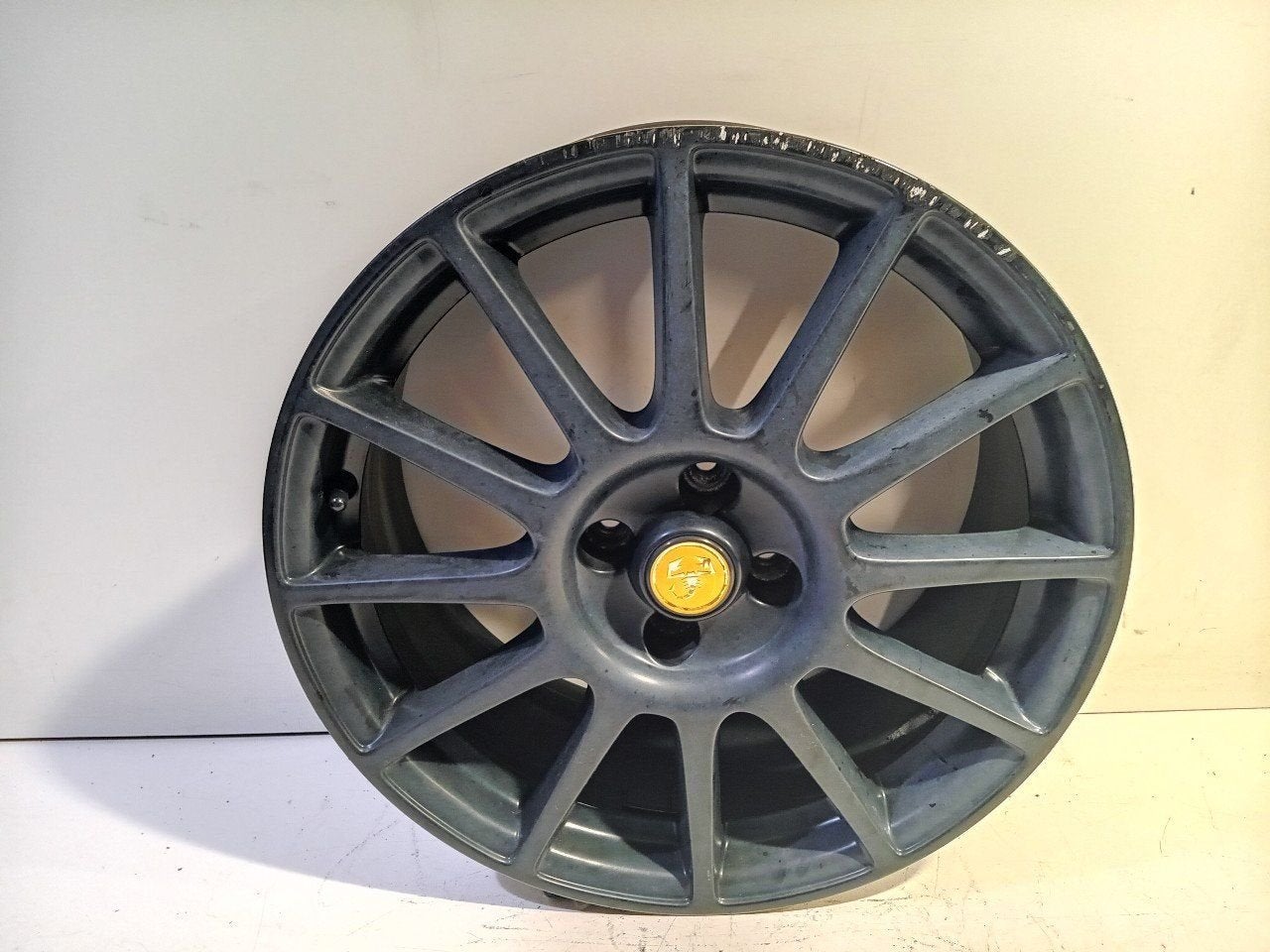 Velg Fiat 500, Auto-onderdelen, Banden en Velgen, Onderdelen@venauto.nl, Van der Ven Autorecycling B.V., Gebruikt, Ettenseweg 76, 4706 PB Roosendaal, The Netherlands
