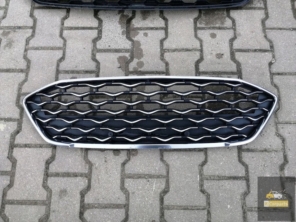 Calandre chrom e Vignale pour Ford Focus mk4 IV, Info@ford.com, Ford Motor Company, American Road 1
48126  Dearborn, Ford