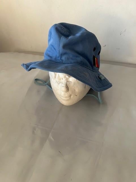 Casquette militaire bleue de l'OTAN, Enlèvement ou Envoi, Casque ou Béret