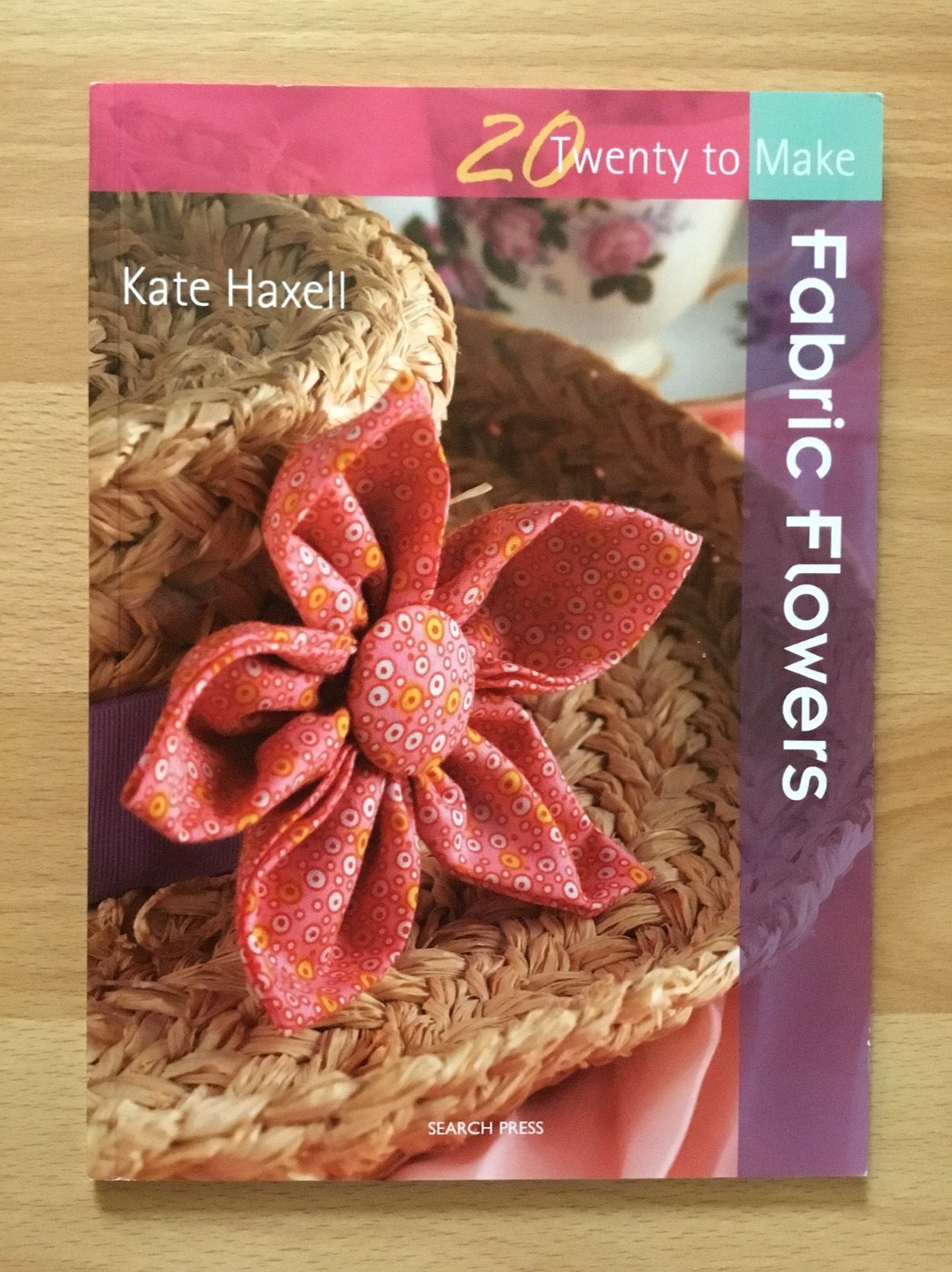 Boek Fabric Flowers (Engelstalig), Boeken, Ophalen of Verzenden, Borduren en Naaien