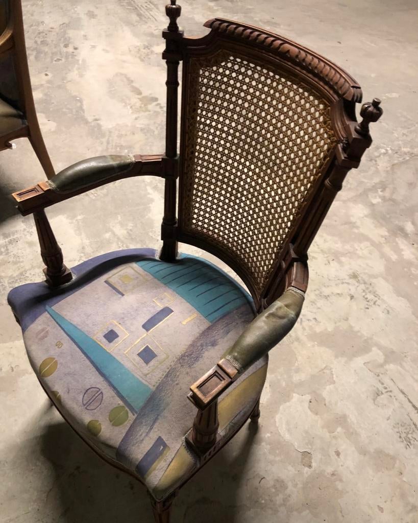 Chaise ancienne, Enlèvement