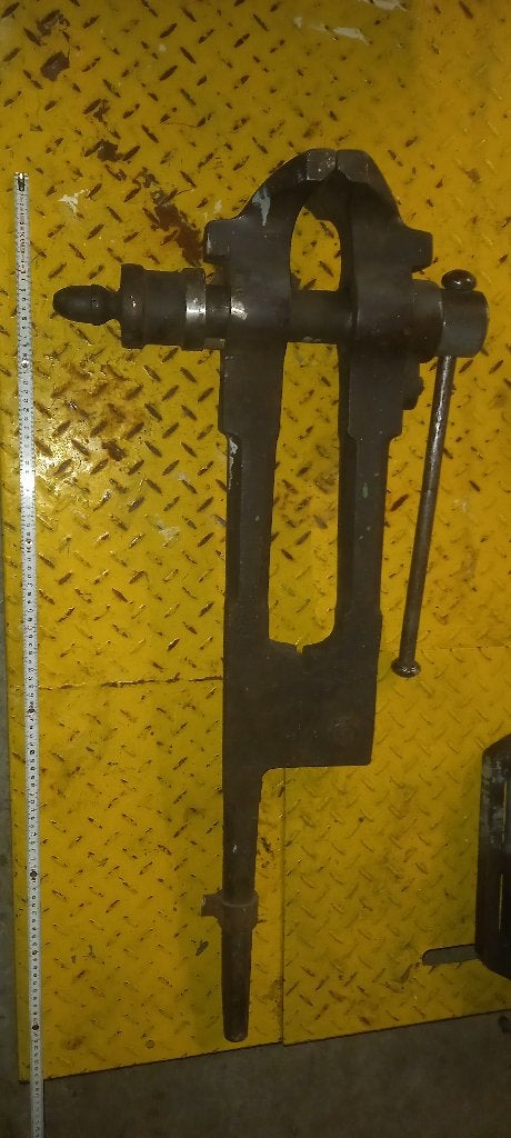 Etau de forgeron sur pied 105 cm, Enlèvement, Utilisé, Étau