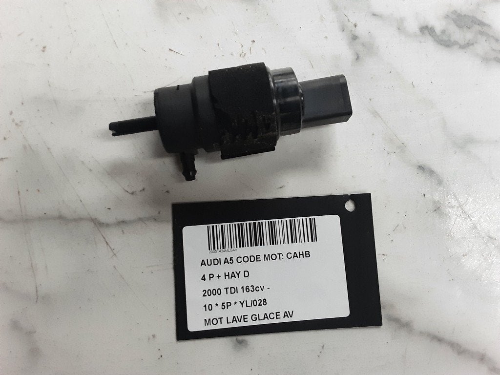 RUITENSPROEIERPOMP VOOR Audi A5 Sportback (8TA) (8K5955647), Gebruikt, Mevr. I. Hauben, Audi, Rue de l'Espoir 34 34
4030  GRIVEGNÉE, BE