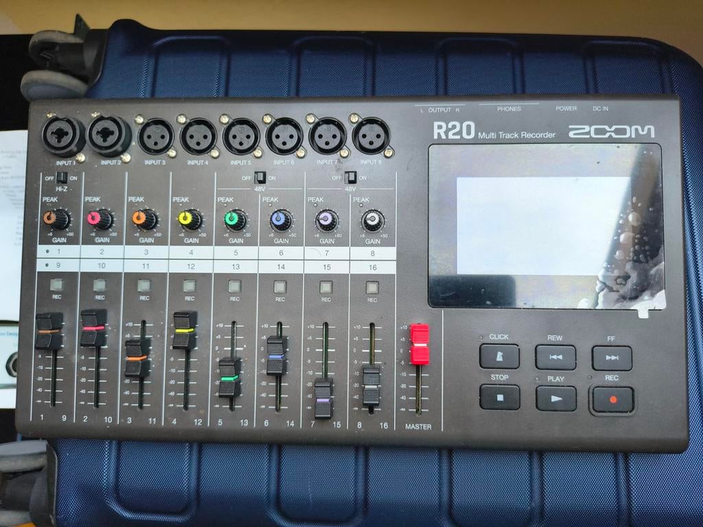 Zoom R20 Multi Track Recorder - Excellent état, Comme neuf