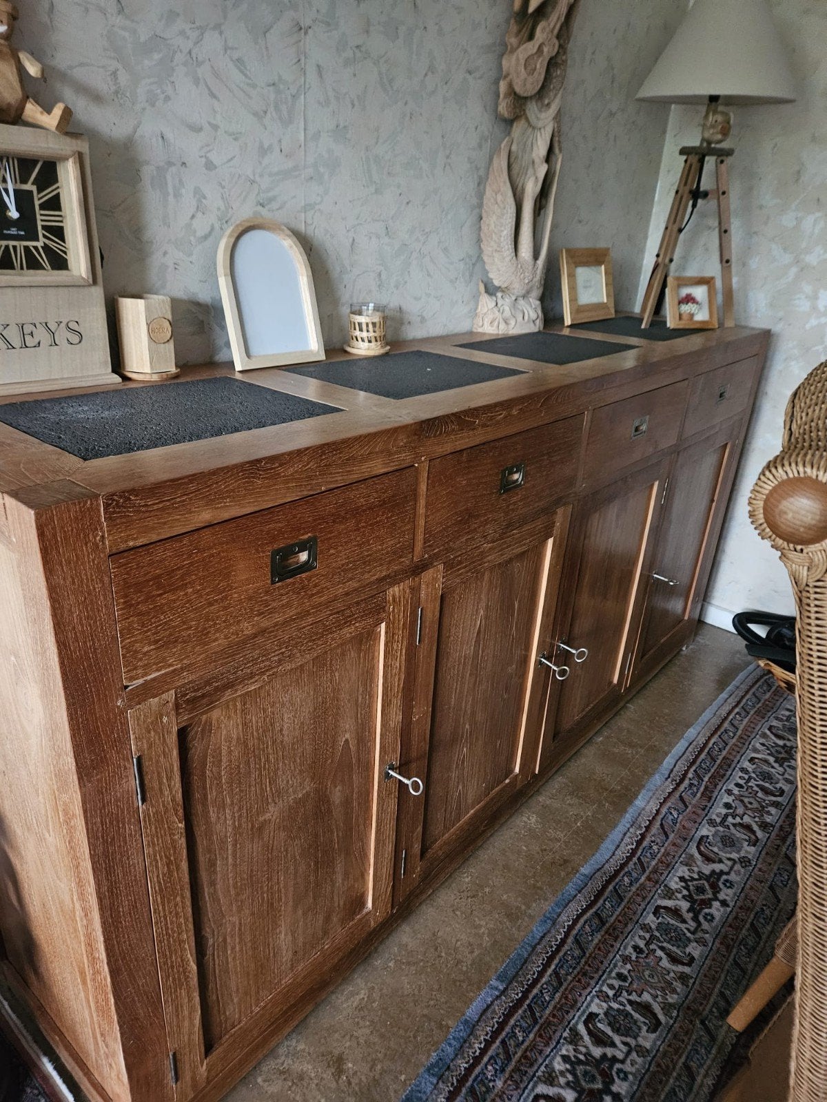 4-deursdressoir met ingelegde stenen, Ophalen, Gebruikt