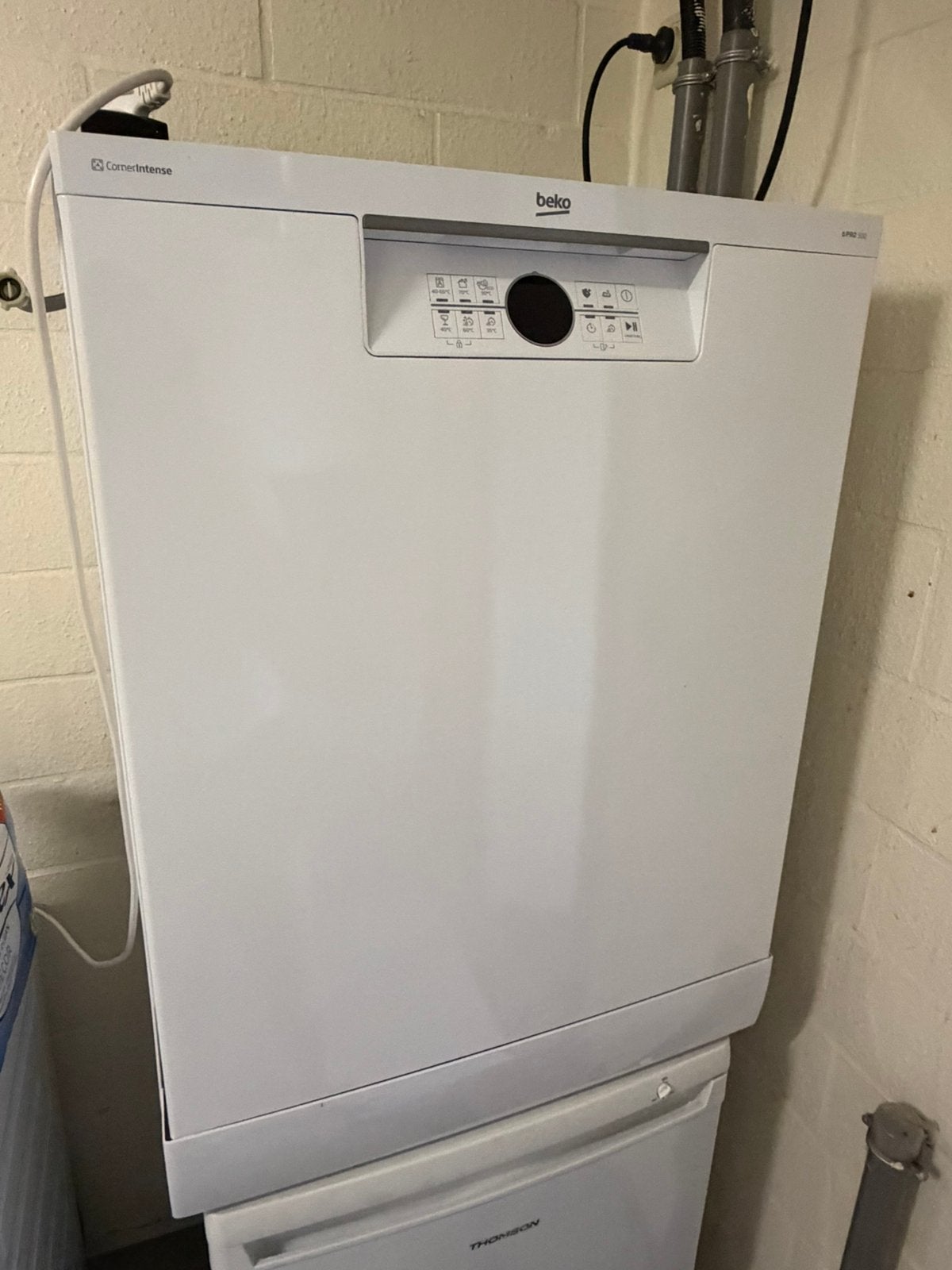 Vaatwasmachine Beko B PRO 500, Elektronische apparatuur, Vaatwasmachines, Ophalen, Minder dan 10 liter, Zo goed als nieuw, 85 tot 90 cm