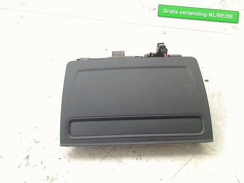 ECRAN GPS met krasje A3 Sportback (8VA / 8VF) (8V0857273G), Autos : Pièces & Accessoires, Auto-Union-Straße  1,
85057  Ingolstadt, DE