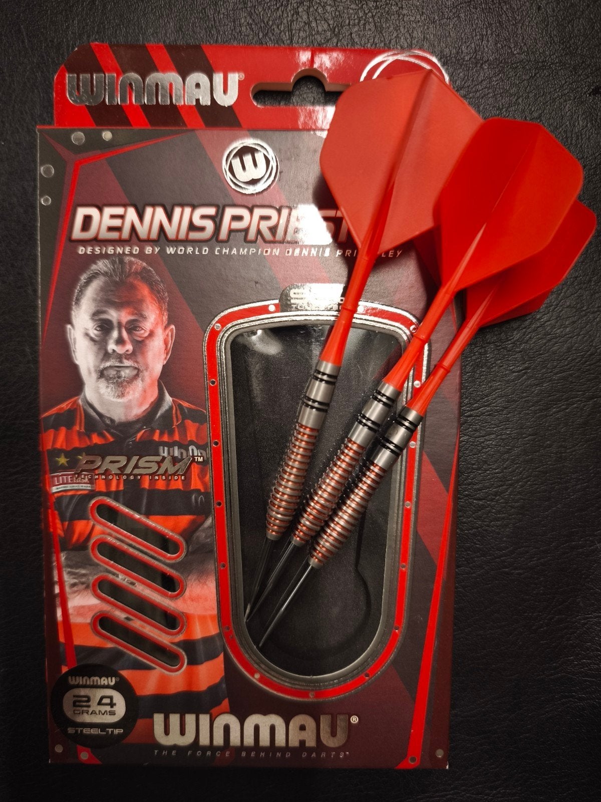 2 sets dartspijlen 24gr in perfecte staat en toebehoren, Sport en Fitness, Ophalen, Flights