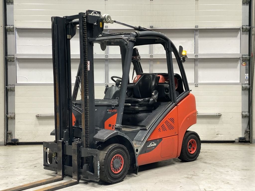 Linde H25T-02, 2000 à 3000 kg, LPG, Chariot élévateur, LINDE