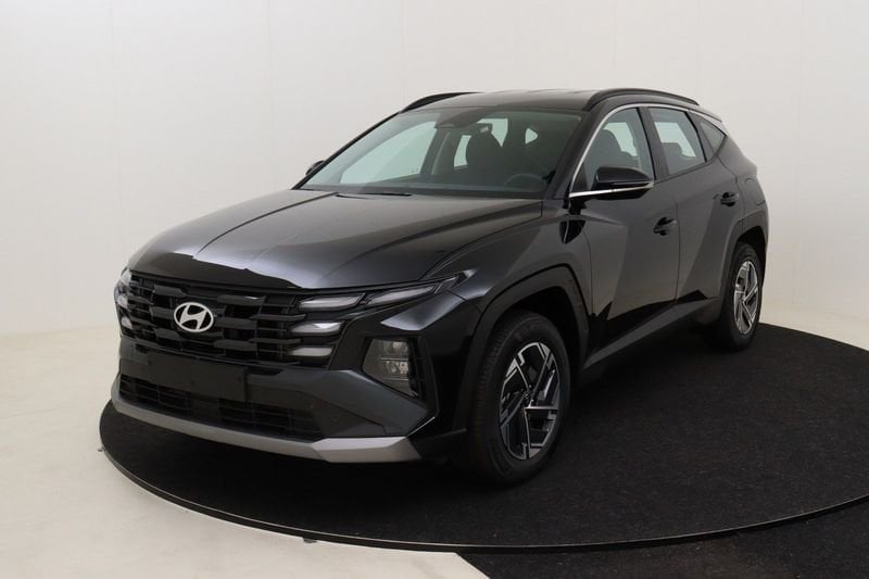 Hyundai Tucson Feel + Winter pack, Gebruikt, Euro 6, 4 cilinders, Zwart