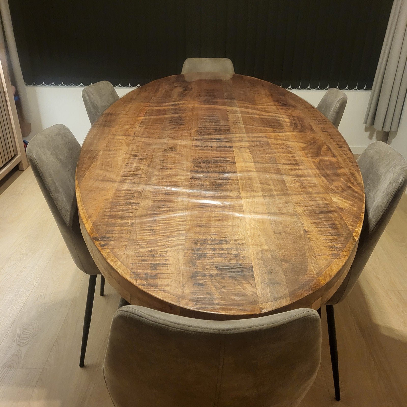 Eettafel ovaal, Ophalen