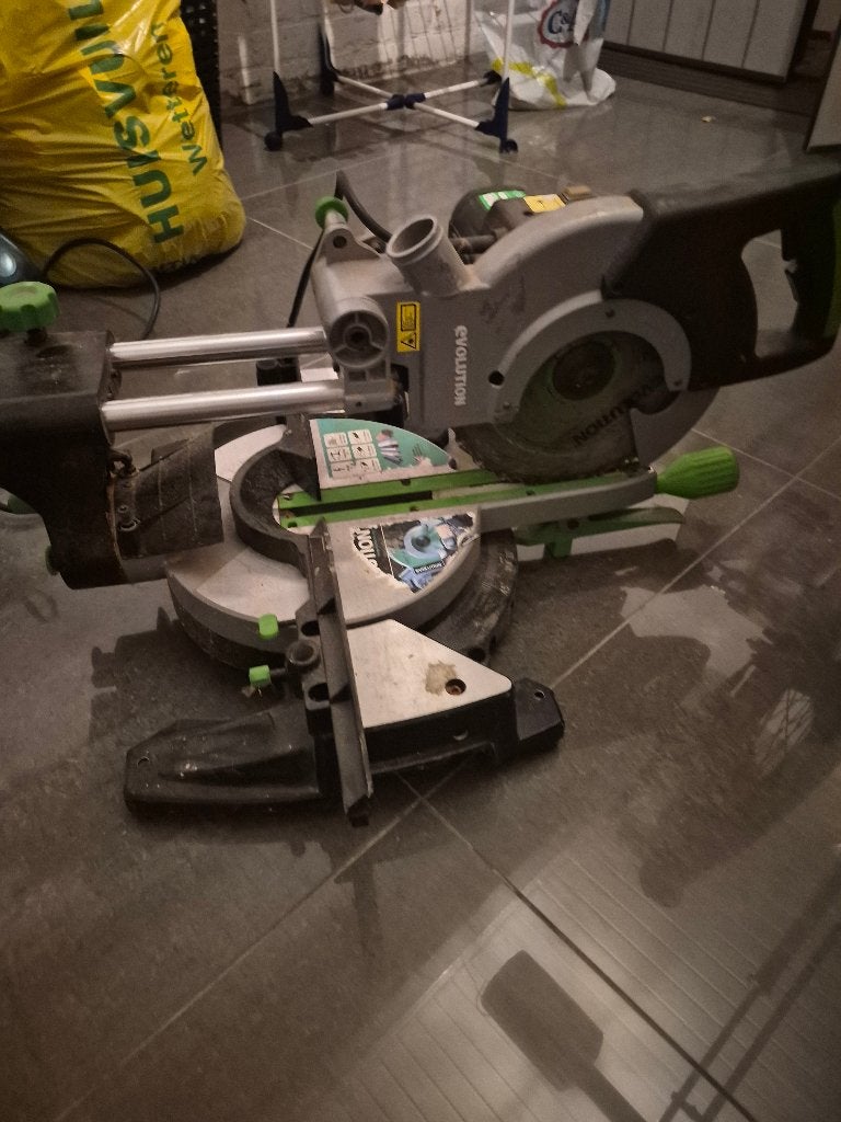 Verstekzaag, Doe-het-zelf en Bouw, Ophalen, Gebruikt, Cirkelzaag, 30 tot 70 mm