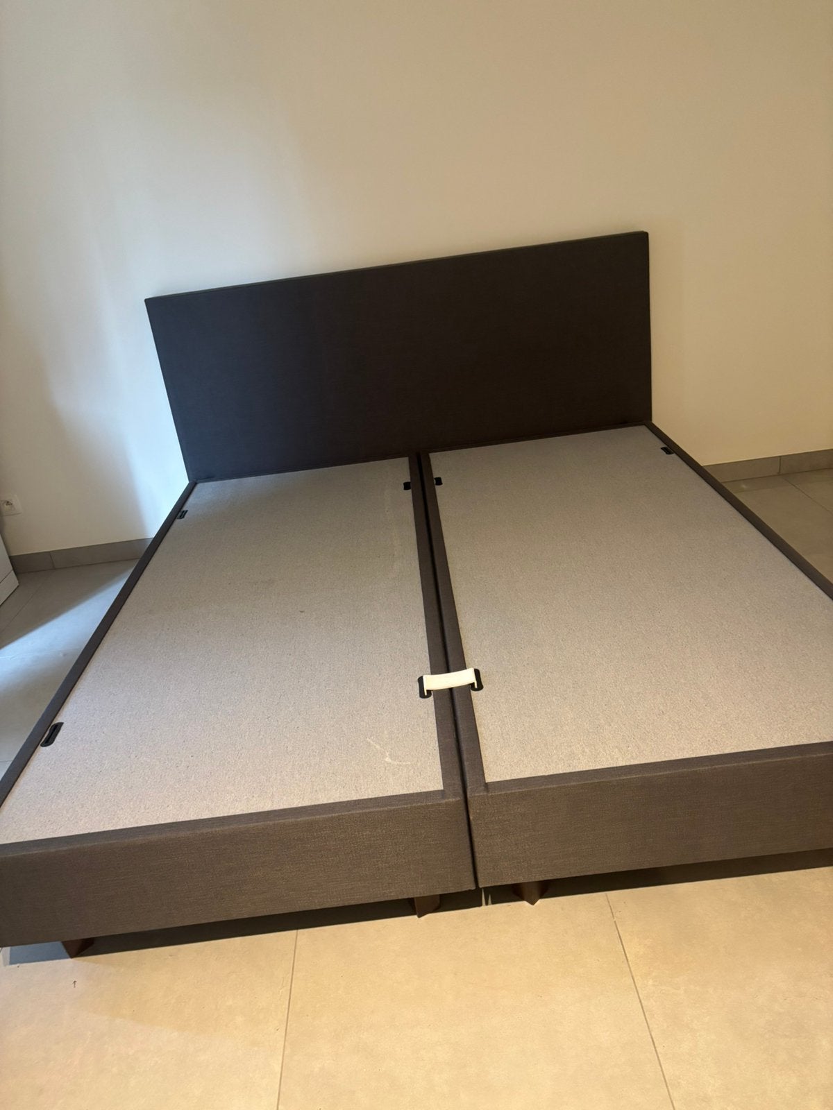 Bedframe merk sleepy, Huis en Inrichting, Slaapkamer | Boxsprings, Ophalen, Gebruikt, 180 cm, Modern