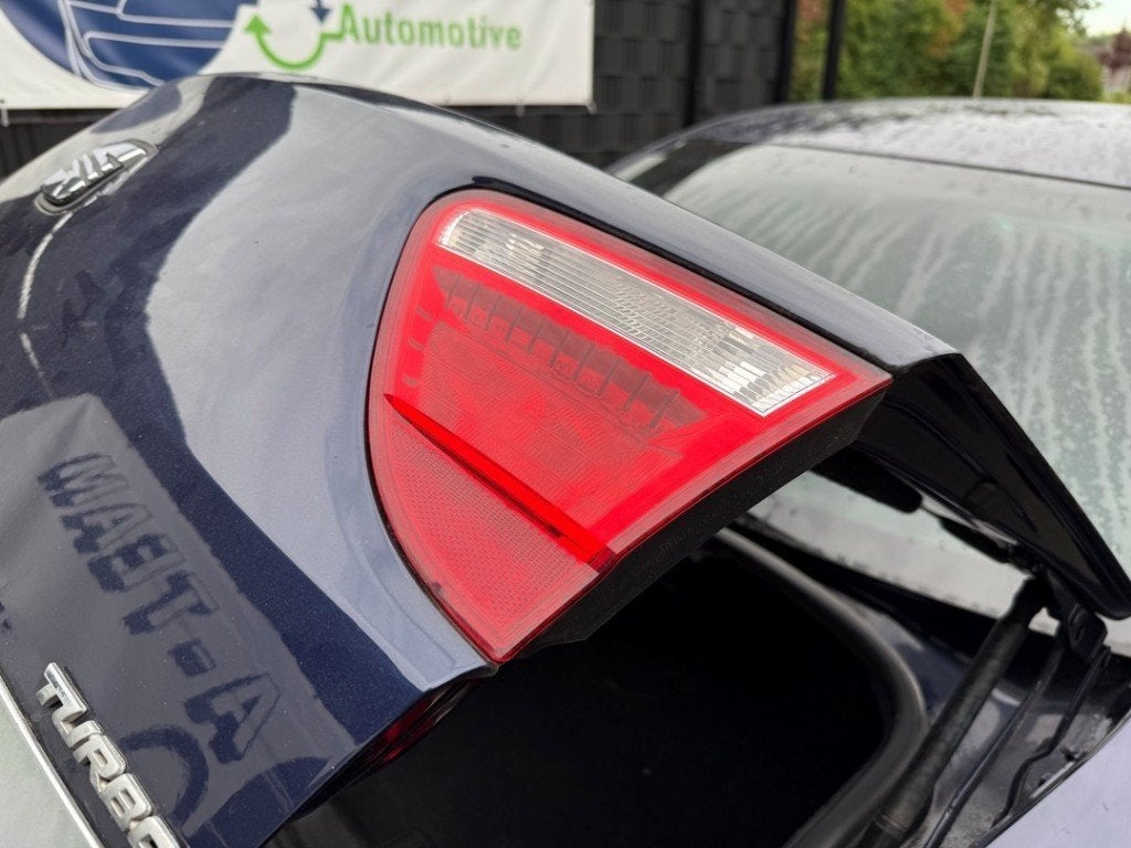 FEU ARRIÈRE DROIT Seat Exeo (3R2) (|3R5945094B|), Seat Deutschland GmbH, Service@seat.de, Utilisé, Seat