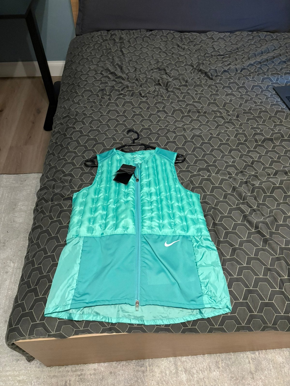 Nike therma fit adv, Kleding | Heren, Bodywarmers, Ophalen of Verzenden, Zo goed als nieuw, Maat 56/58 (XL), Groen