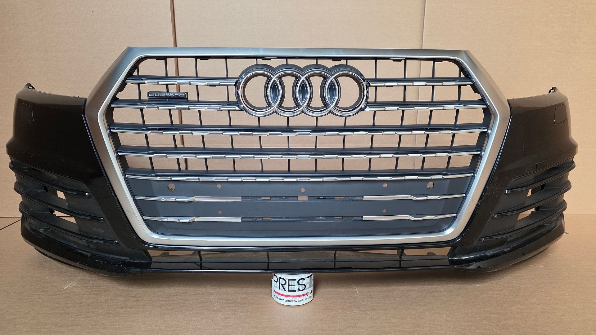 Voorbumper Audi Q7 4M0 S-line Quattro Bumper PDC KLS S-LINE, Gebruikt, -, Voor, Bumper