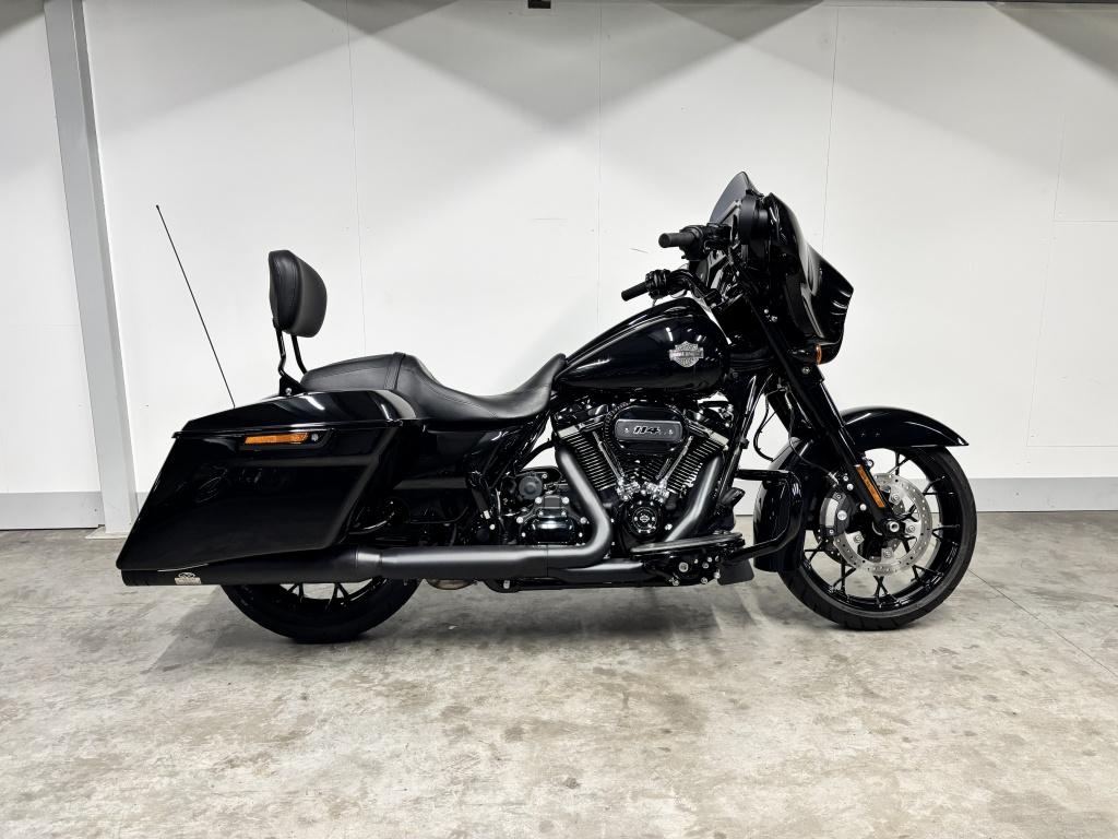 Harley-Davidson TOURING FLHXS STREET GLIDE MET ELECTRONISCH, Motoren, Via Galileo Galilei 1
30033   Noale, IT, Aprilia, Meer dan 35 kW