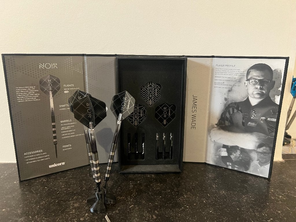 james wade darts noir set, Sport en Fitness, Ophalen of Verzenden, Nieuw, Pijlen