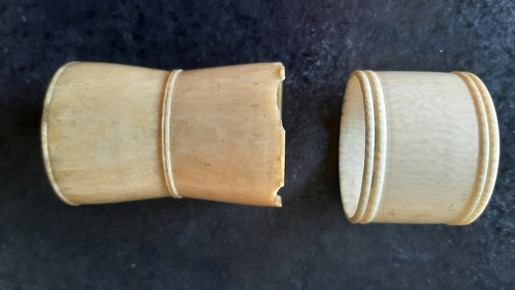 Te koop: Antiek: Twee servietringen van ivoor., Antiek en Kunst, Ophalen