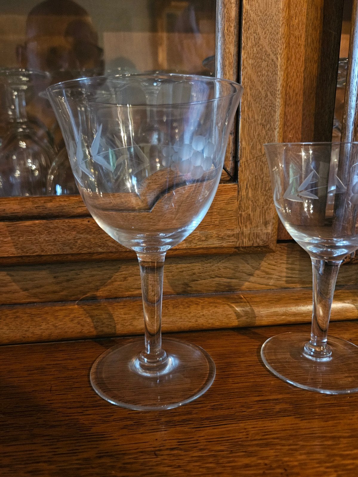 Glazen Servies, Ophalen