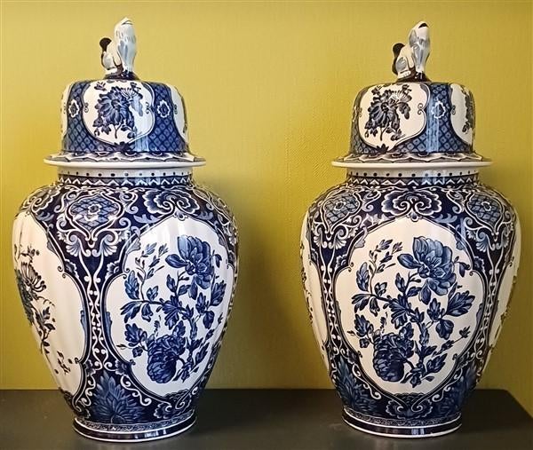 2 ensembles de vases de Delft, Moins de 50 cm, Poterie ou Porcelaine, Comme neuf, Enlèvement