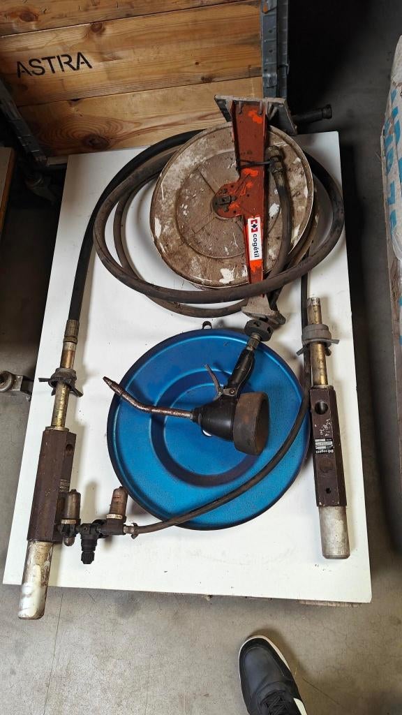 olie pompsysteem voor onderhoud met haspel, teller, Autos : Divers, Outils de voiture, Enlèvement