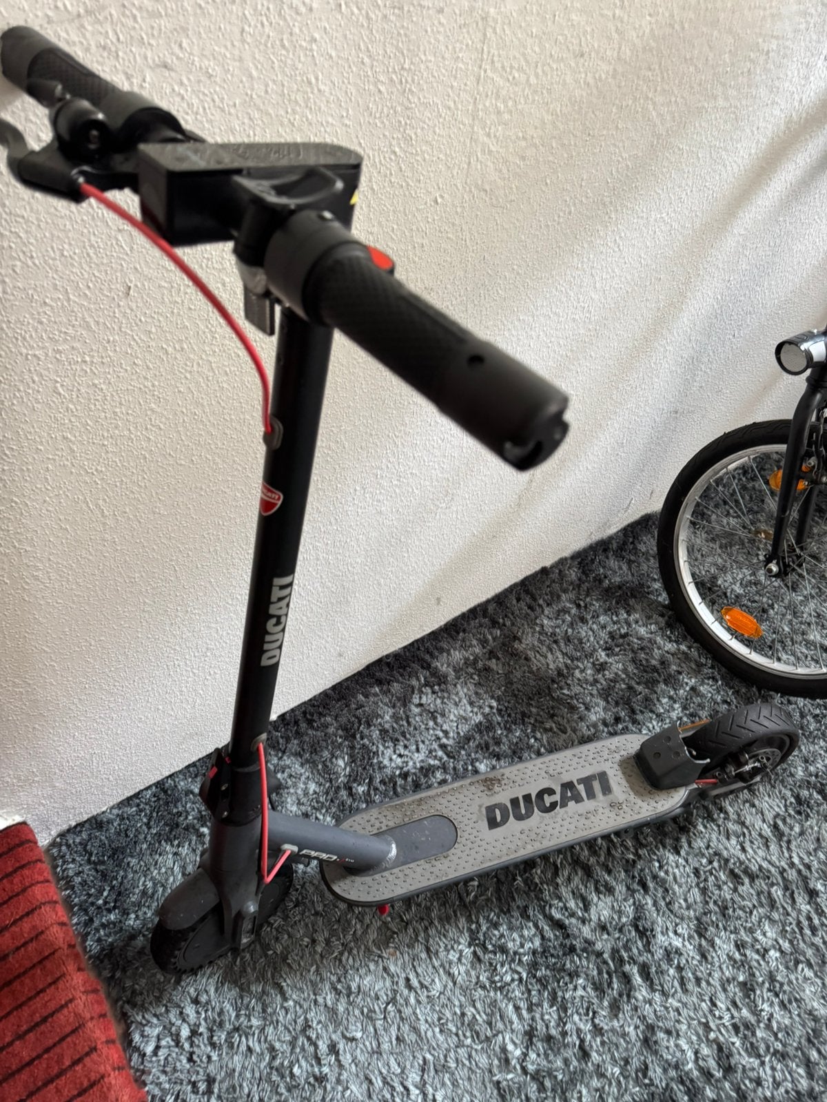 Ducati step, Ophalen, Zo goed als nieuw