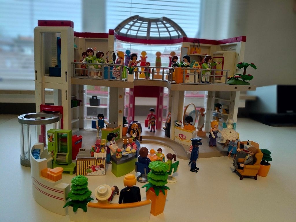 Winkelcentrum Shopping Center Playmobil 5485, Kinderen en Baby's, Ophalen of Verzenden, Zo goed als nieuw, Complete set, Gebouw