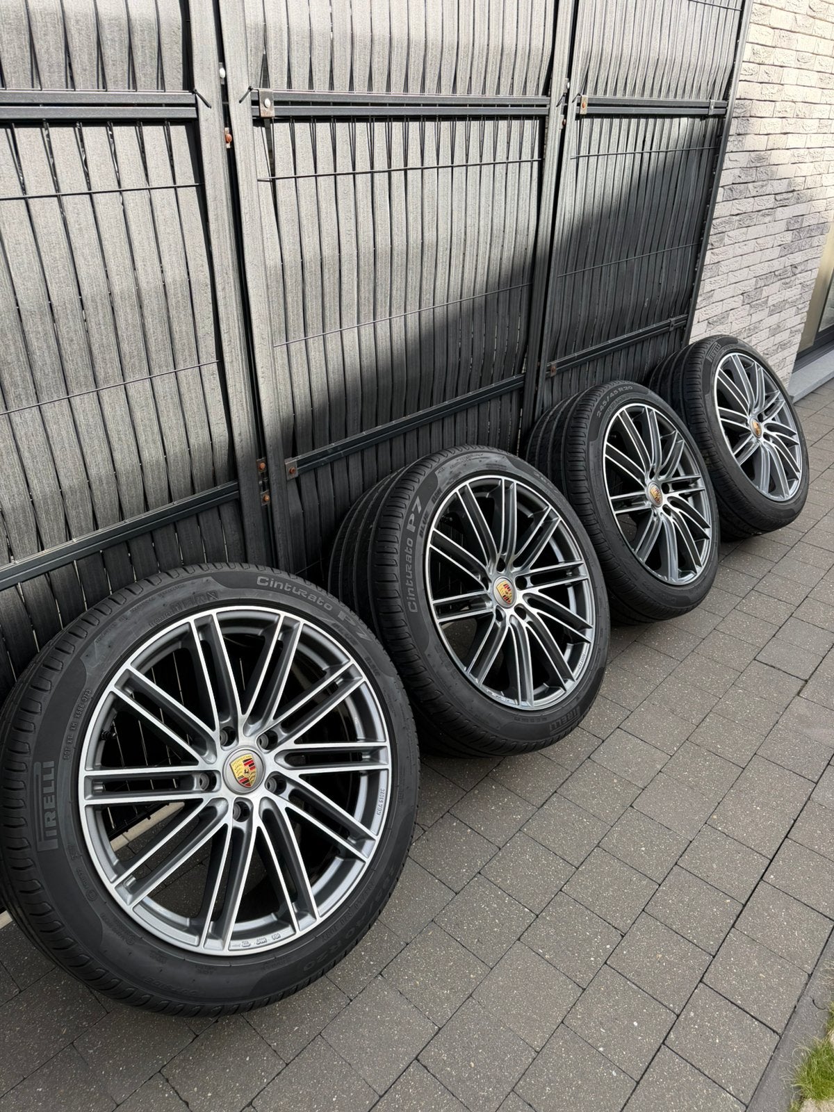 Porsche Taycan Velgen 20 inch breedset met Pirelli Banden, Auto-onderdelen, Ophalen, 20 inch, Zomerbanden, Banden en Velgen