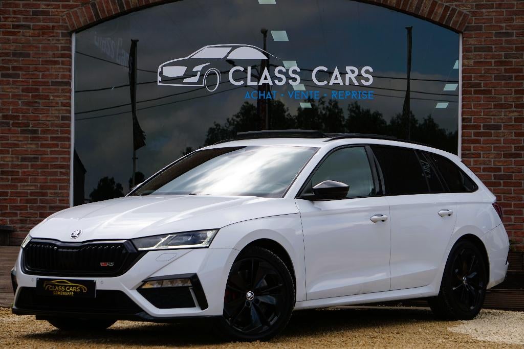 SKODA OCTAVIA SW RS 2.0 TFSI 245CV DSG COCKPIT, Auto's, Automaat, Parkeerassistent, Zwart, 4 cilinders