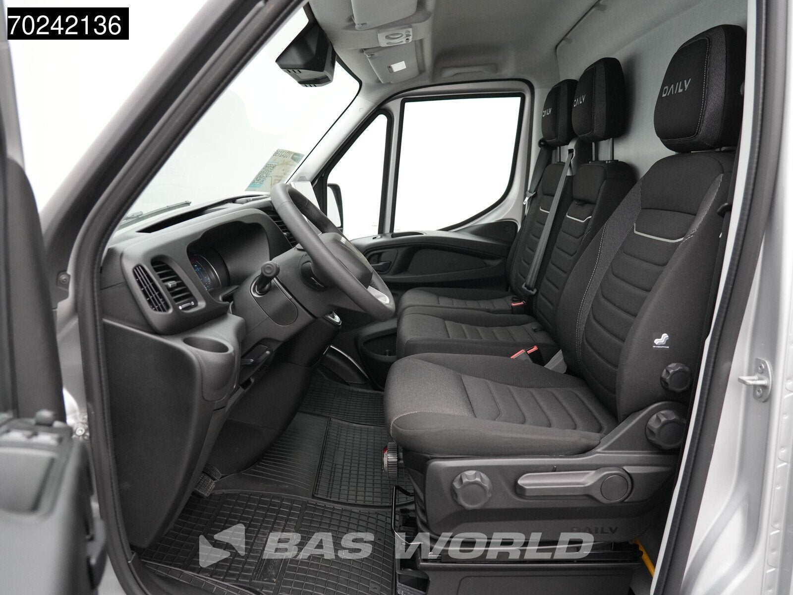 Iveco Daily 35S21 BPM VRIJ! 3.0L Automaat L2H2 210PK 2025-Mo, Auto's, Euro 6, 4 cilinders, Iveco, Bedrijf