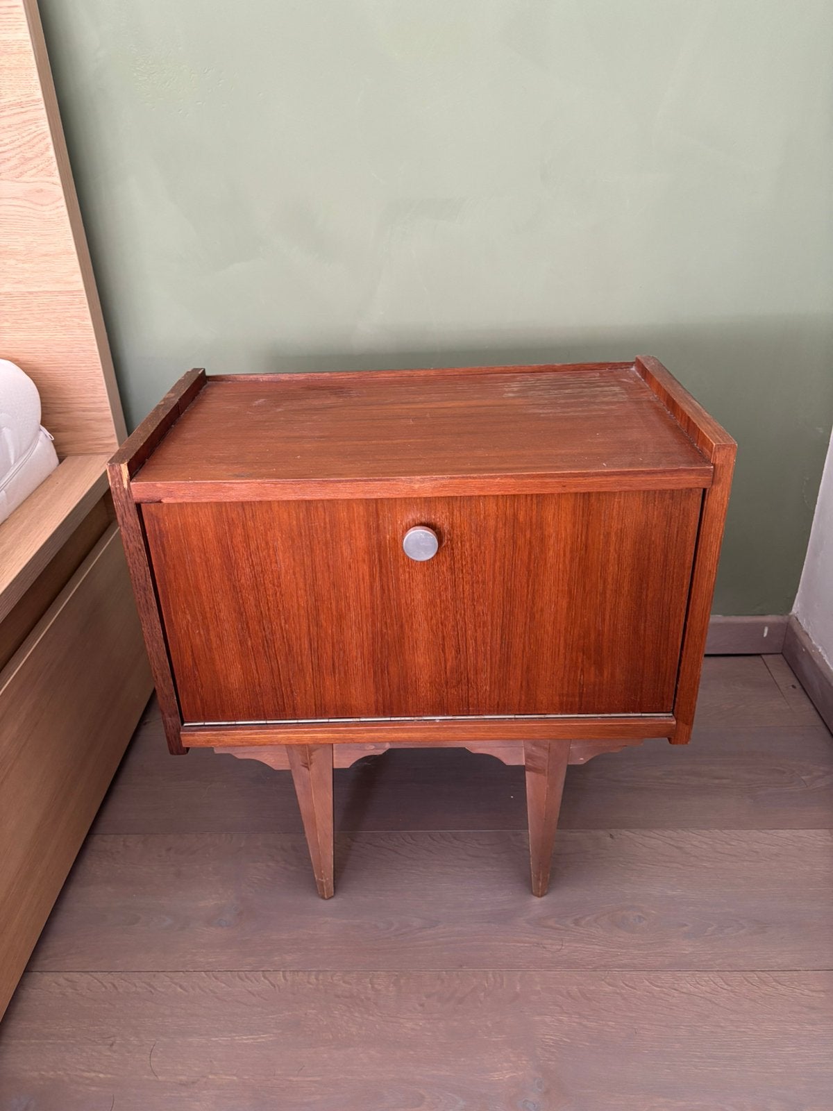 Vintage houten nachtkast, Ophalen, Gebruikt