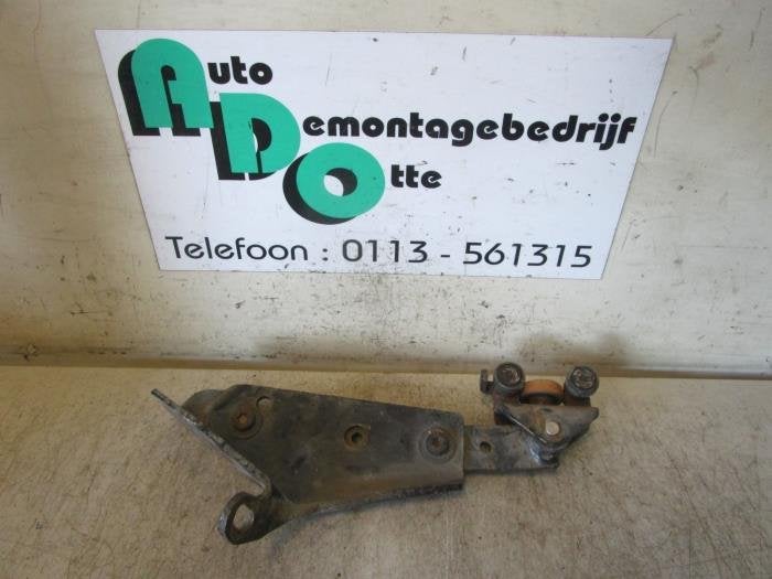 Schuifdeur Rail rechts van een Fiat Doblo, Gebruikt, -, -, Ophalen of Verzenden