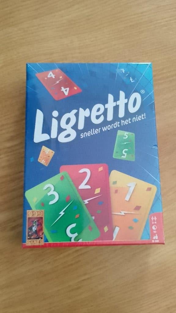 Twee kaartspelen 999 games, Een of twee spelers, Ophalen, Nieuw, 999 Games