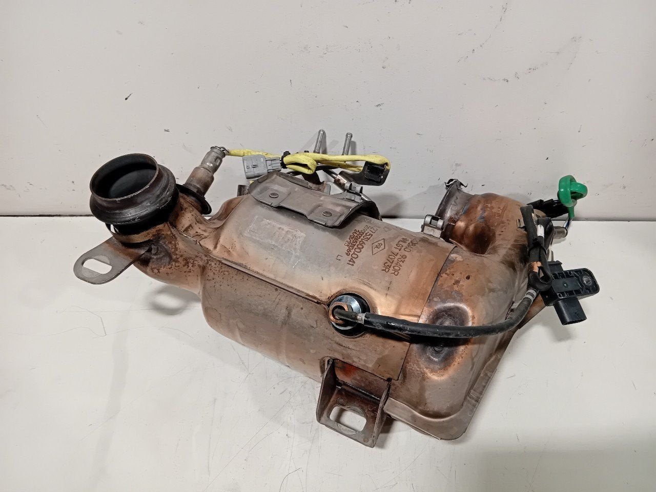 Katalysator Renault Austral, Onderdelen@venauto.nl, Van der Ven Autorecycling B.V., Ettenseweg 76, 4706 PB Roosendaal, The Netherlands