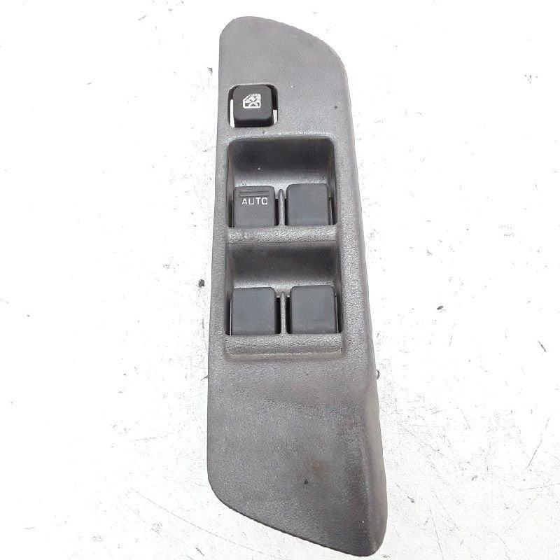 RAAMSCHAKELAAR Nissan Primera Estate (WP11), Gebruikt, Nissan