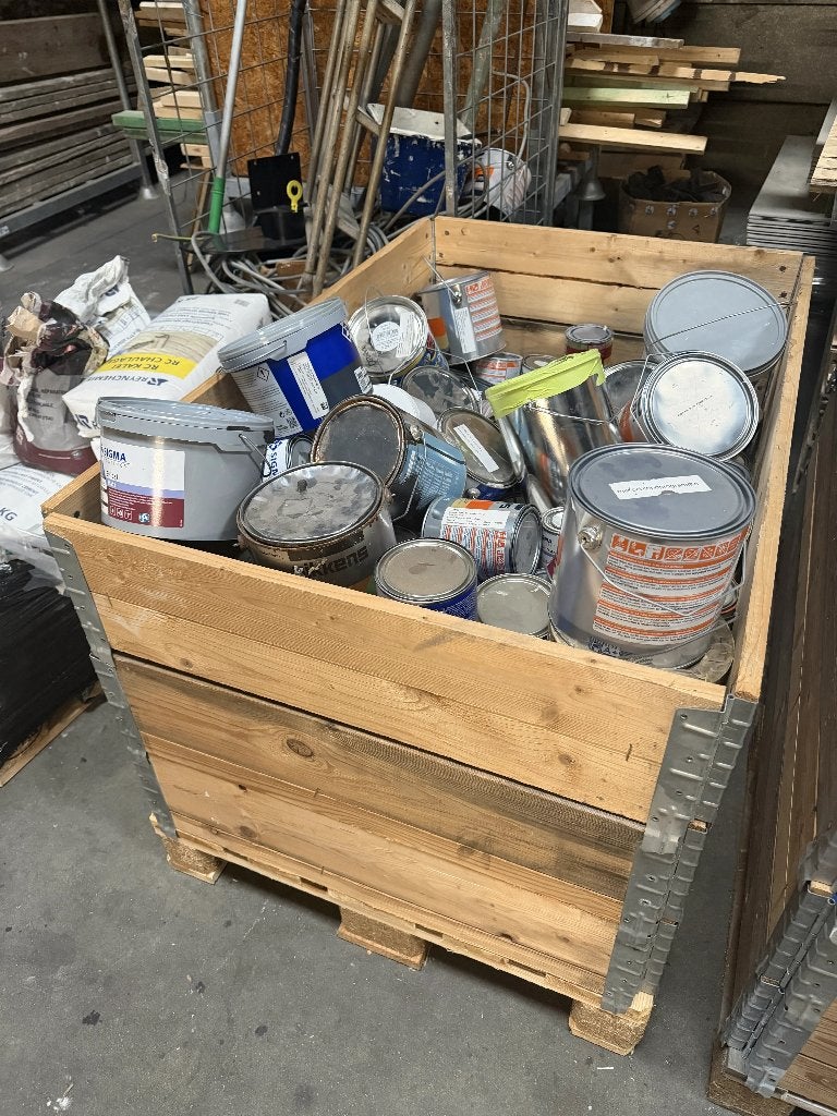 Gratis pallet verf met restjes, Ophalen, Gebruikt, Overige kleuren, Verf